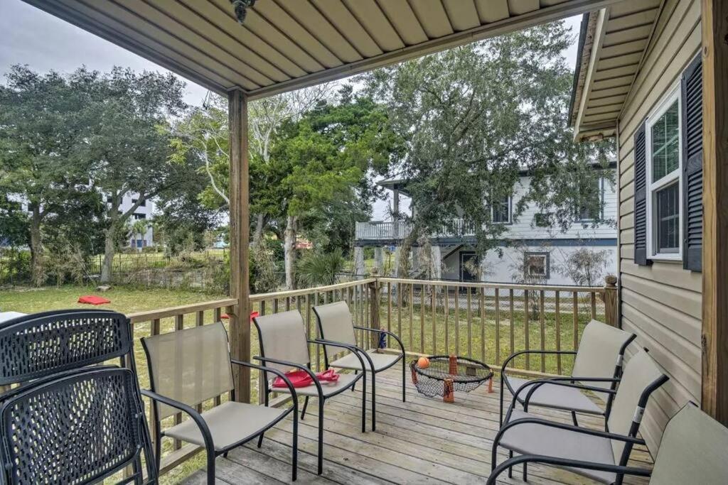 Dazzling Centrally Located Ocean View W 2 Kings, Huge Private Yard, 2 Decks, Firepit, Bbq Myrtle Beach Extérieur photo