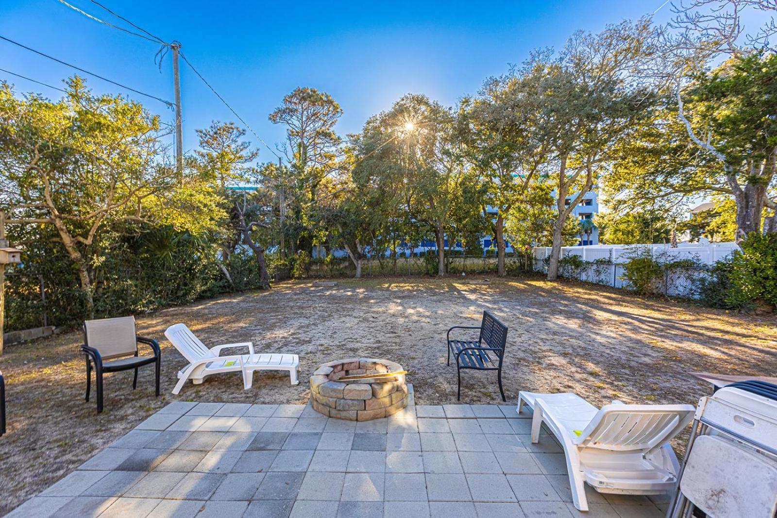 Dazzling Centrally Located Ocean View W 2 Kings, Huge Private Yard, 2 Decks, Firepit, Bbq Myrtle Beach Extérieur photo