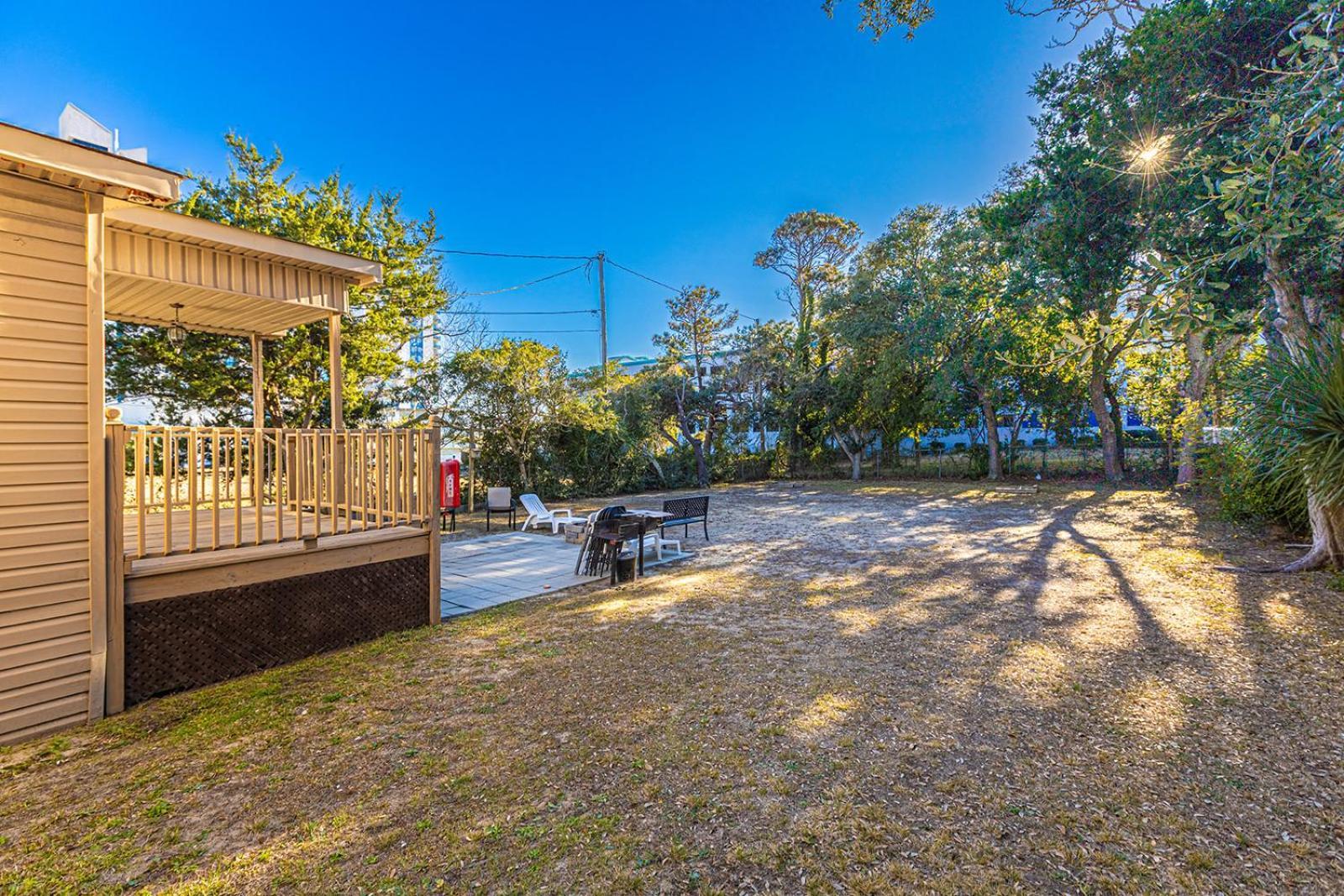 Dazzling Centrally Located Ocean View W 2 Kings, Huge Private Yard, 2 Decks, Firepit, Bbq Myrtle Beach Extérieur photo