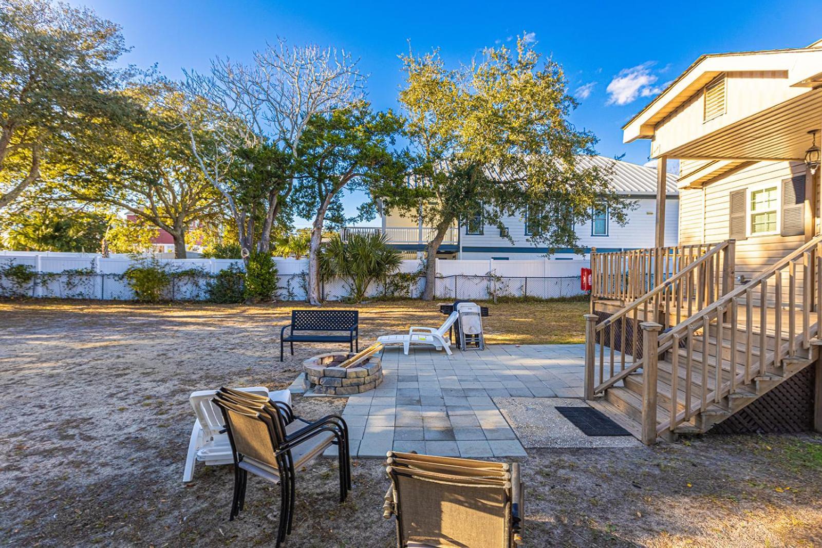 Dazzling Centrally Located Ocean View W 2 Kings, Huge Private Yard, 2 Decks, Firepit, Bbq Myrtle Beach Extérieur photo